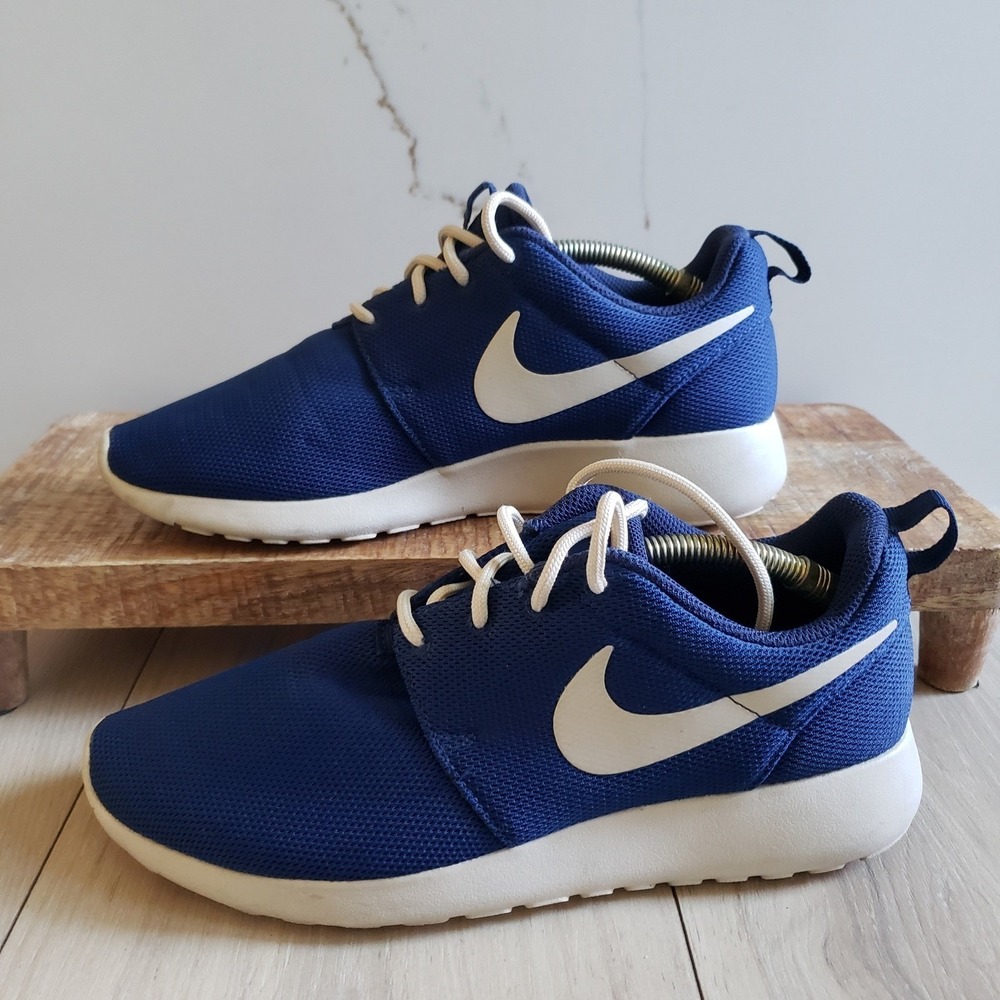 Nike Sneakers Womens 7.5 Blue Roshe One Athletic Running Shoes 511882 404